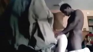 ঘাতক শরীরের সাথে চোখ ...