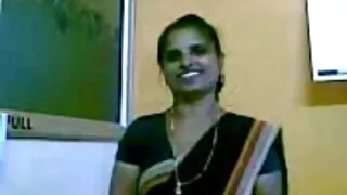 লোভনীয় 19 বছর বয়সী ...