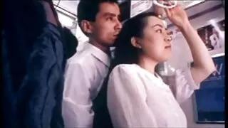 সাদা অন্তর্বাস পরা স ...